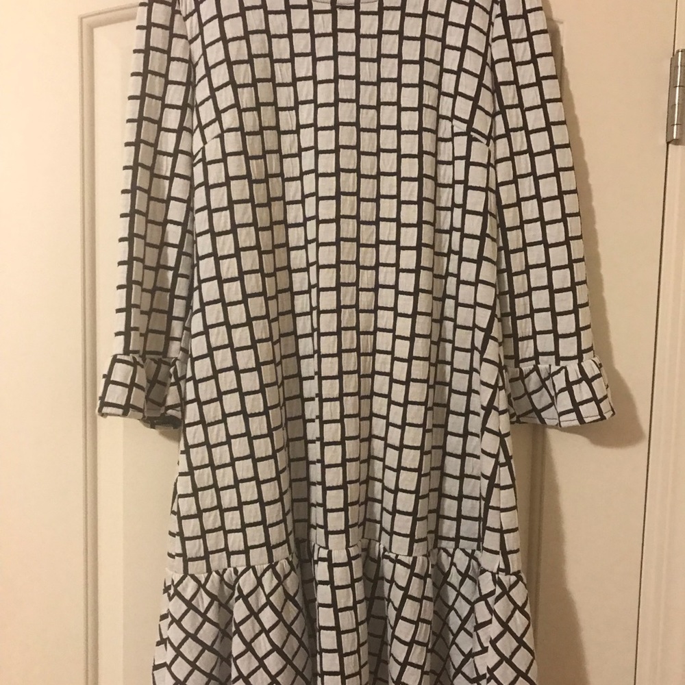 Checkered peplum dress